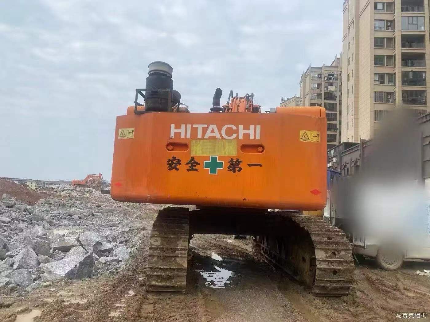 Buy Hitachi ZX670LC-5B Used Excavator / 8