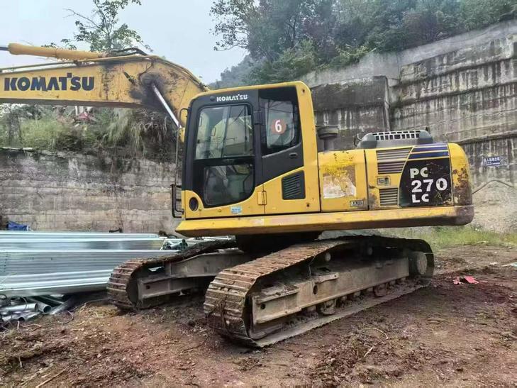 Buy Komatsu PC210 Used Excavator / 1