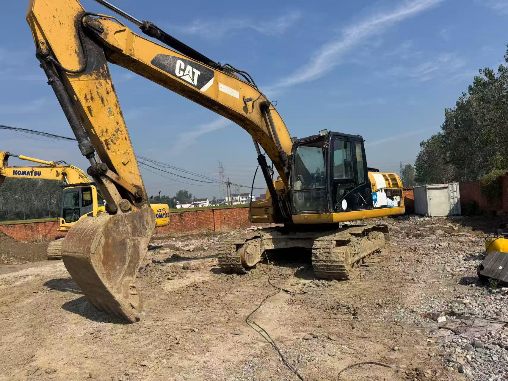 Buy Caterpillar 320A Used Excavator / 5
