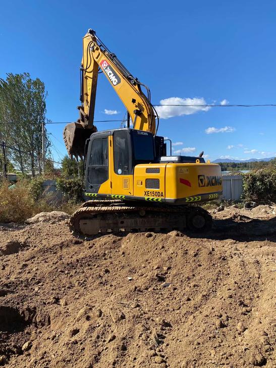 Buy XCMG XE150D Used Excavator / 1