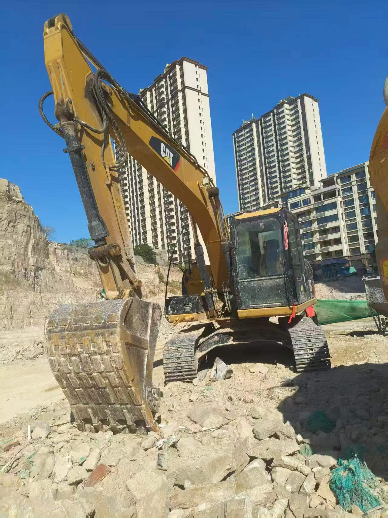 Buy Caterpillar 313D Used Excavator / 8