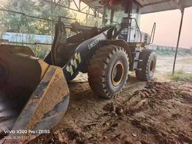 Buy XCMG LW550FV Used Loader / 2 Buy XCMG LW550FV Used Loader / 2