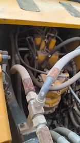 Buy Hyundai R215-7 Used Excavator / 4 Buy Hyundai R215-7 Used Excavator / 4