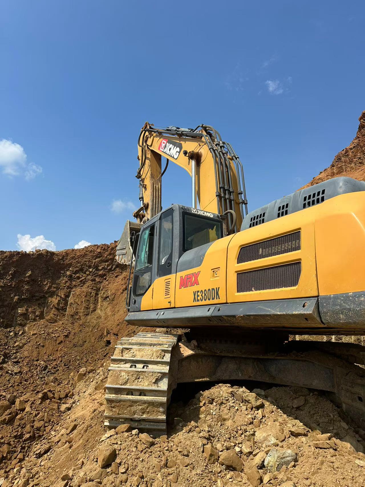 شراء حفارة XCMG XE380K مستعملة / 7