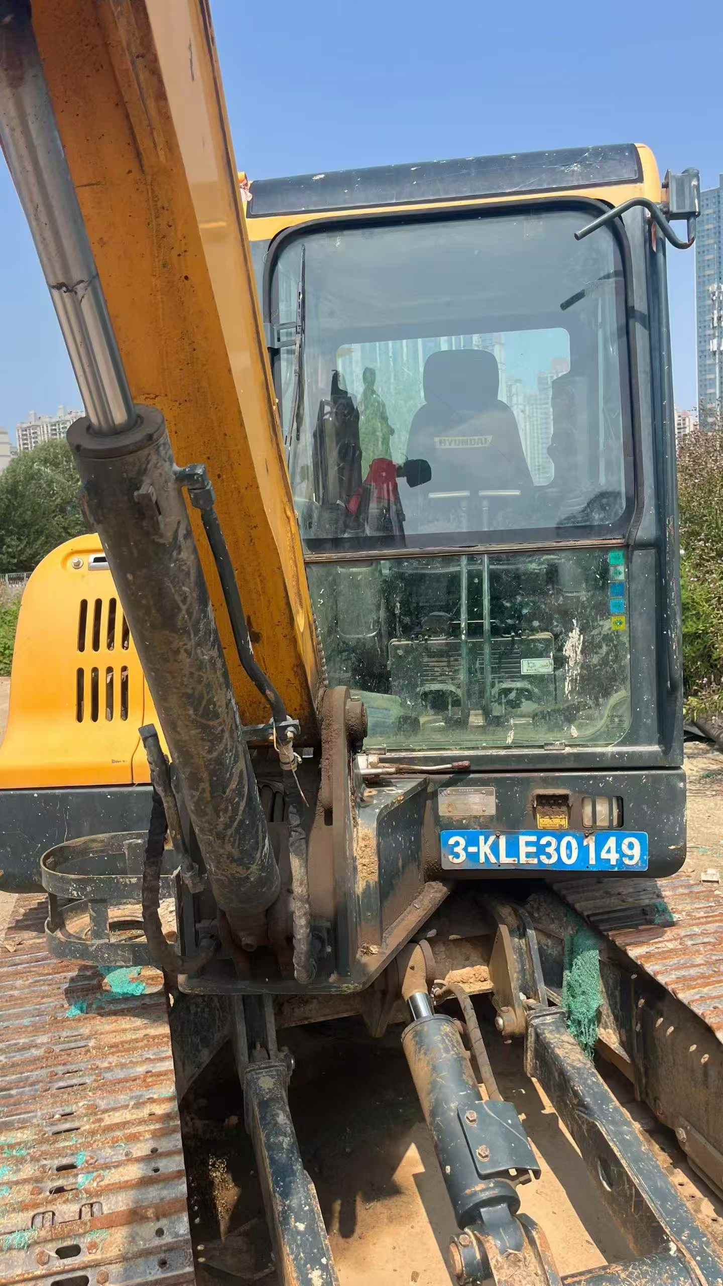 Buy Hyundai HX55 Used Excavator / 3