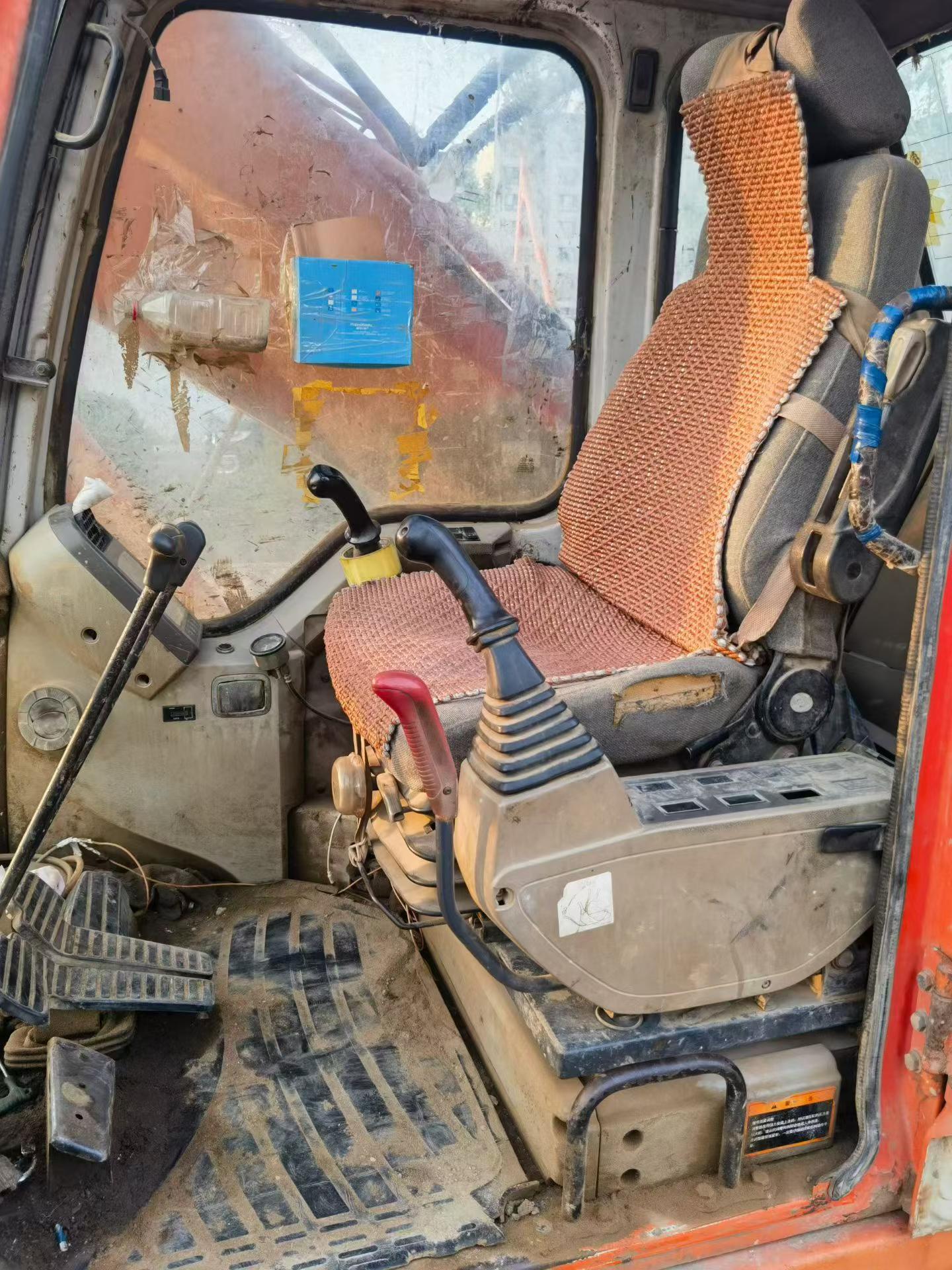 Buy Doosan DH215-9 Used Excavator / 8