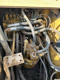 Buy Caterpillar 320D Used Excavator / 3 Buy Caterpillar 320D Used Excavator / 3