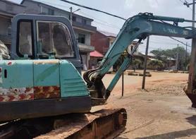 Buy Kobelco SK60 Used Excavator / 3 Buy Kobelco SK60 Used Excavator / 3