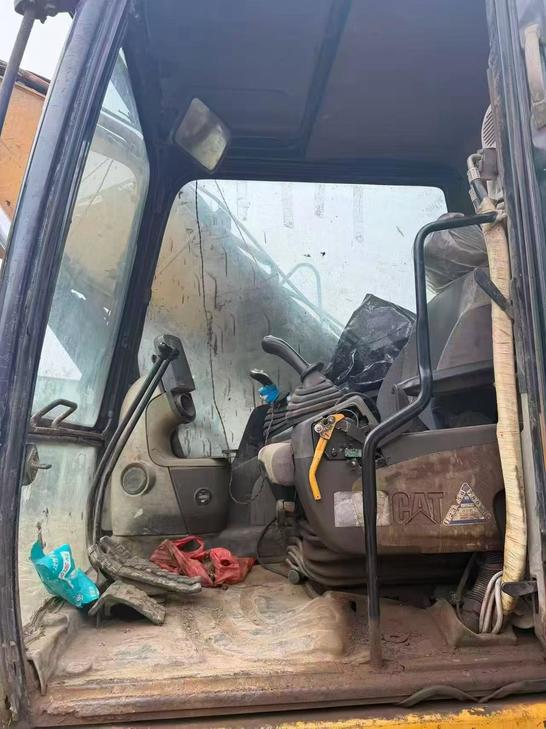 Buy Caterpillar 320D Used Excavator / 1