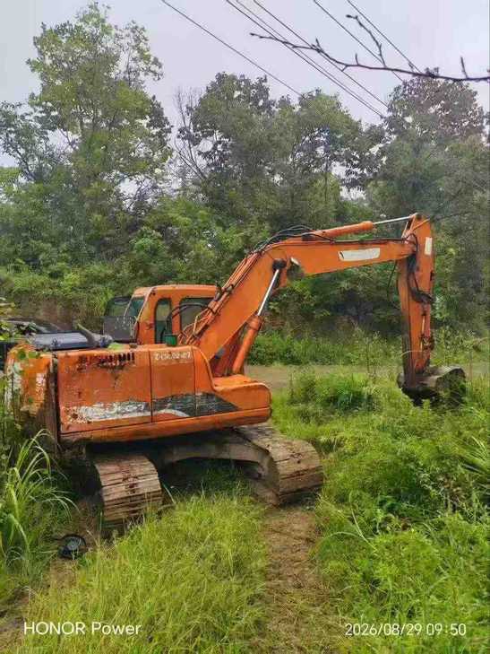 Buy Doosan DH150 Used Excavator / 1