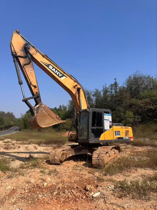 Buy Sany SY215C-8 Used Excavator / 1