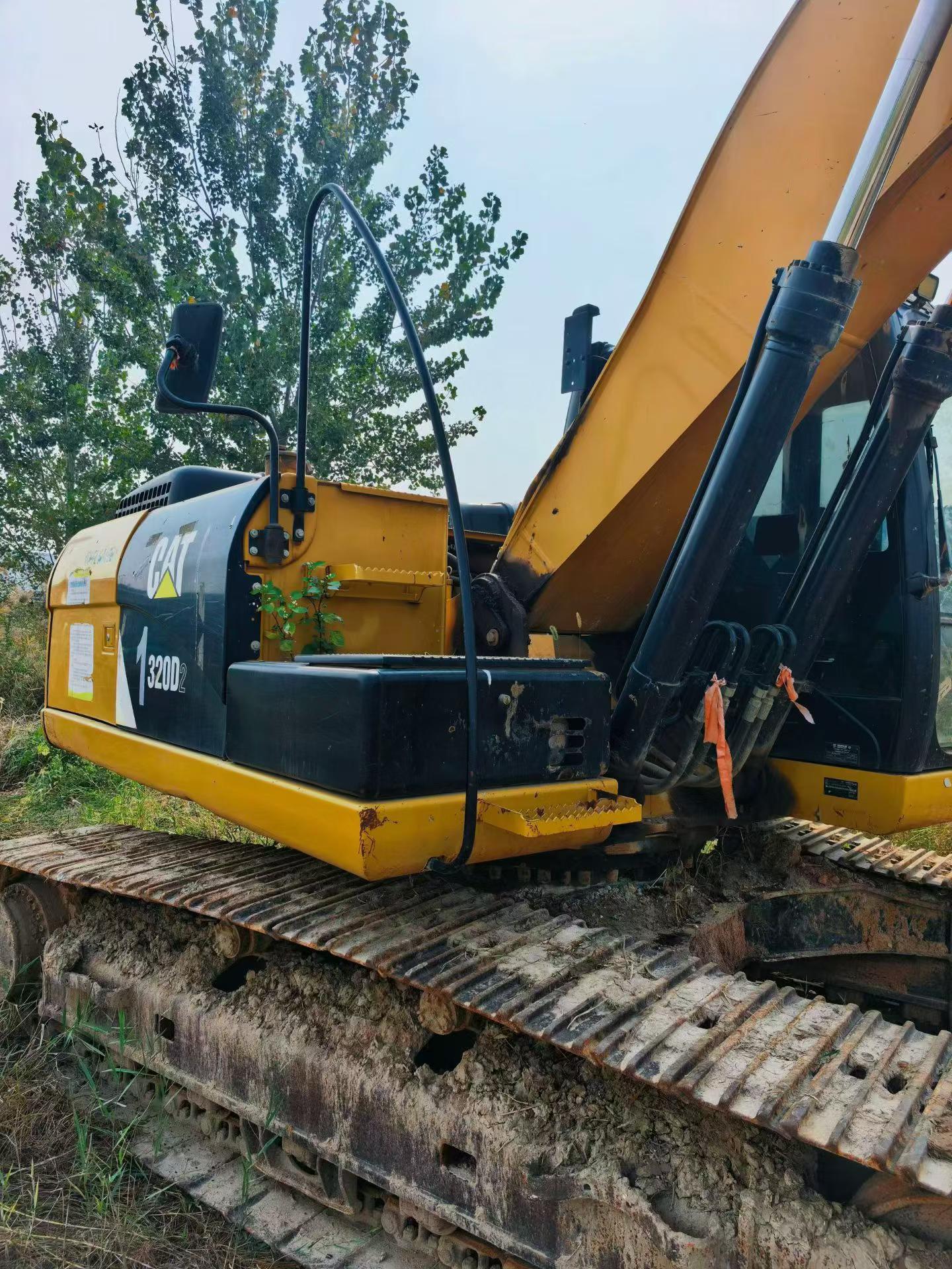Buy Caterpillar 320D2GC Used Excavator / 7