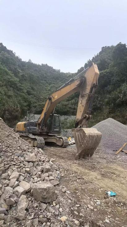 Buy XCMG XE370 Used Excavator / 1