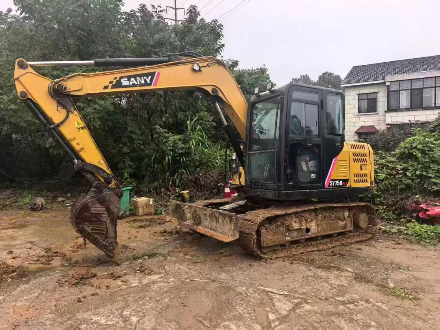 Buy Sany SY75 Used Excavator / 5