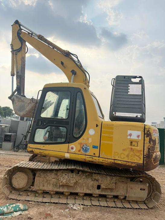 Buy Komatsu PC120-6E Used Excavator / 1