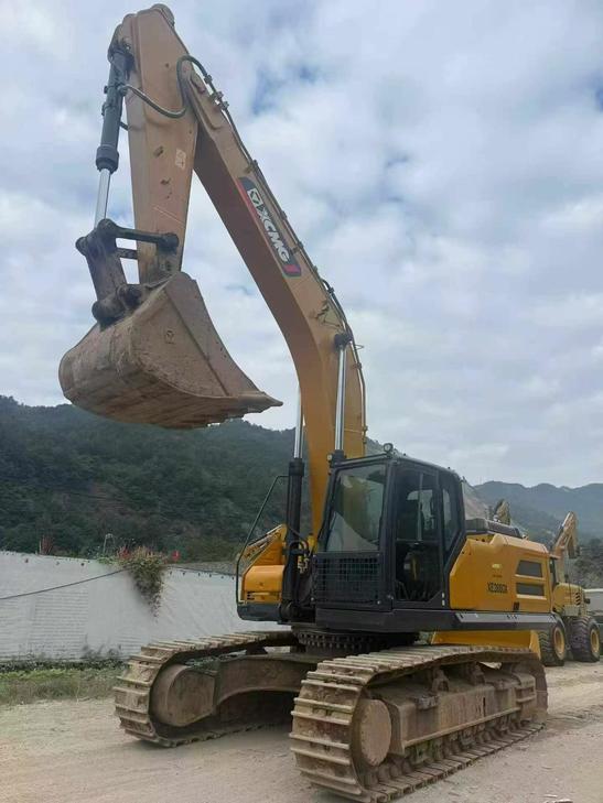Buy XCMG XE380GK Used Excavator / 1