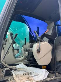 Buy Kobelco SK260 Used Excavator / 5 Buy Kobelco SK260 Used Excavator / 5