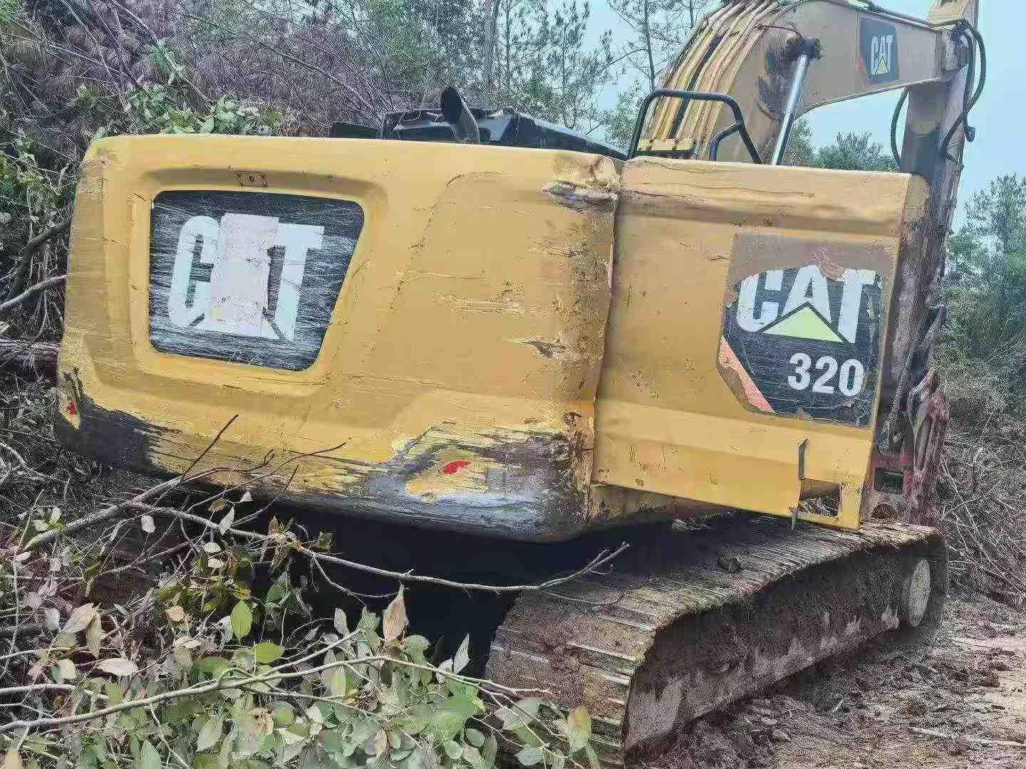 Buy Caterpillar 320A Used Excavator / 6