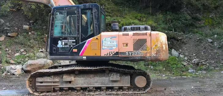 Buy Sany SY205C Used Excavator / 1