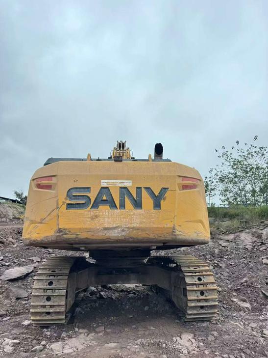 Buy Sany SY650HB Used Excavator / 1