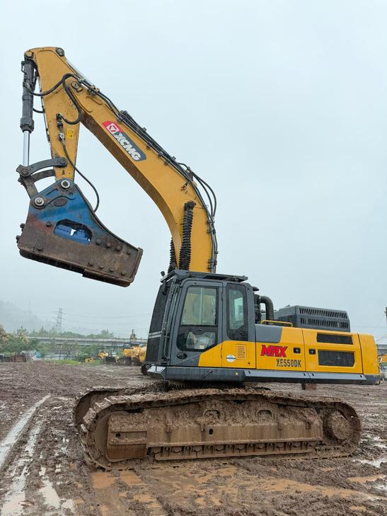 Buy XCMG XE550DK Used Excavator / 1