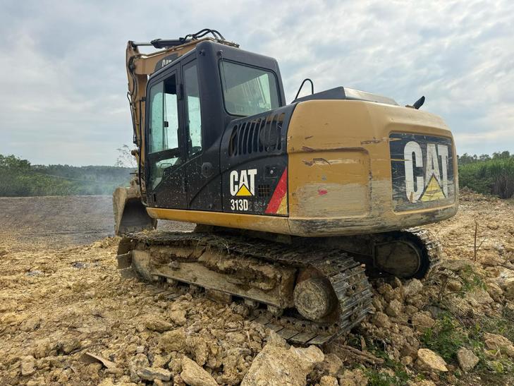 Buy Caterpillar 313D Used Excavator / 1