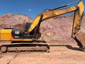 Buy Caterpillar 323 Used Excavator / 2 Buy Caterpillar 323 Used Excavator / 2