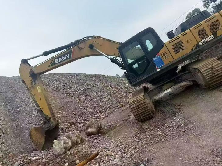 Buy Sany SY305C Used Excavator / 1