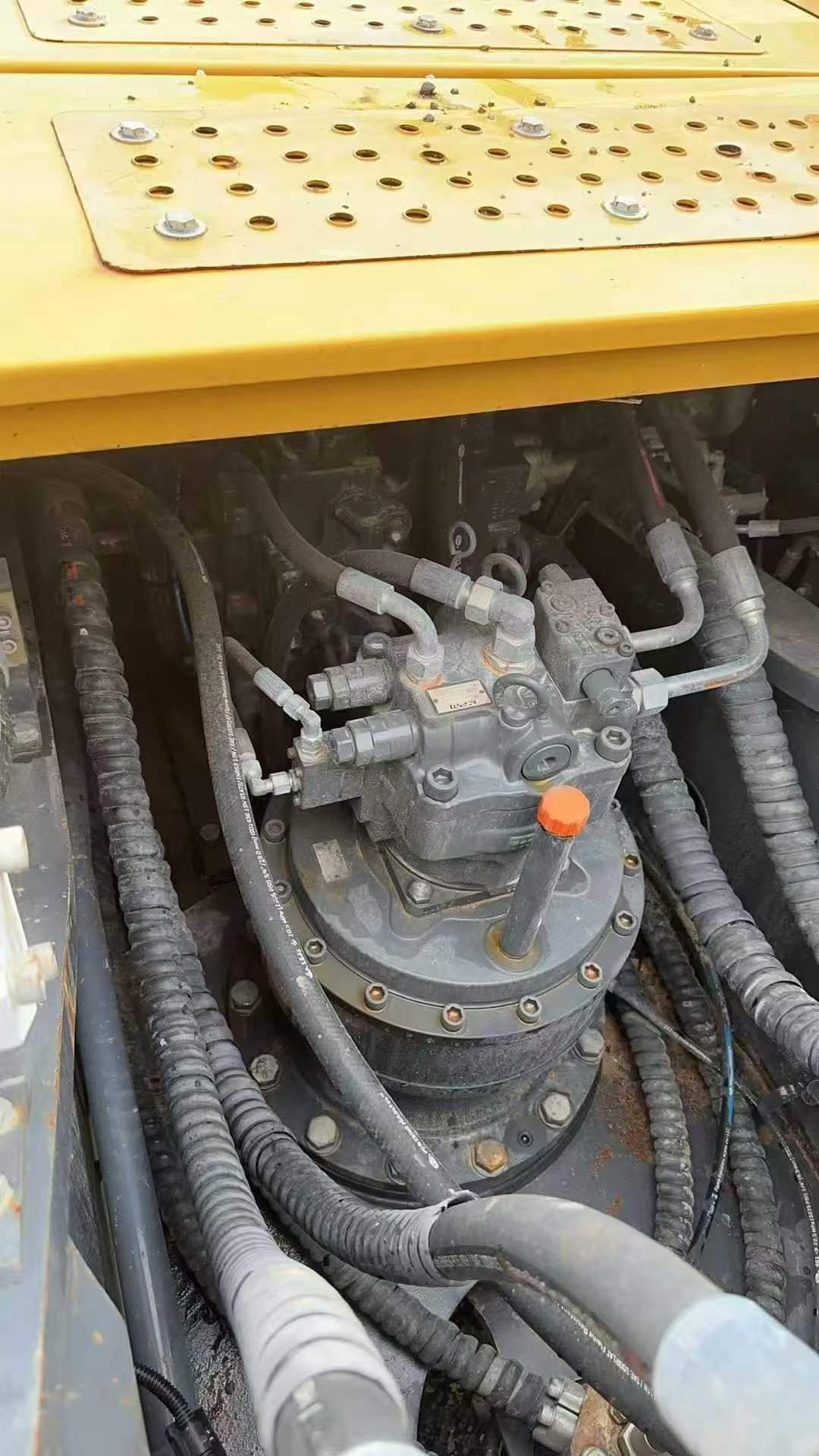 Buy XCMG XE400T Used Excavator / 8