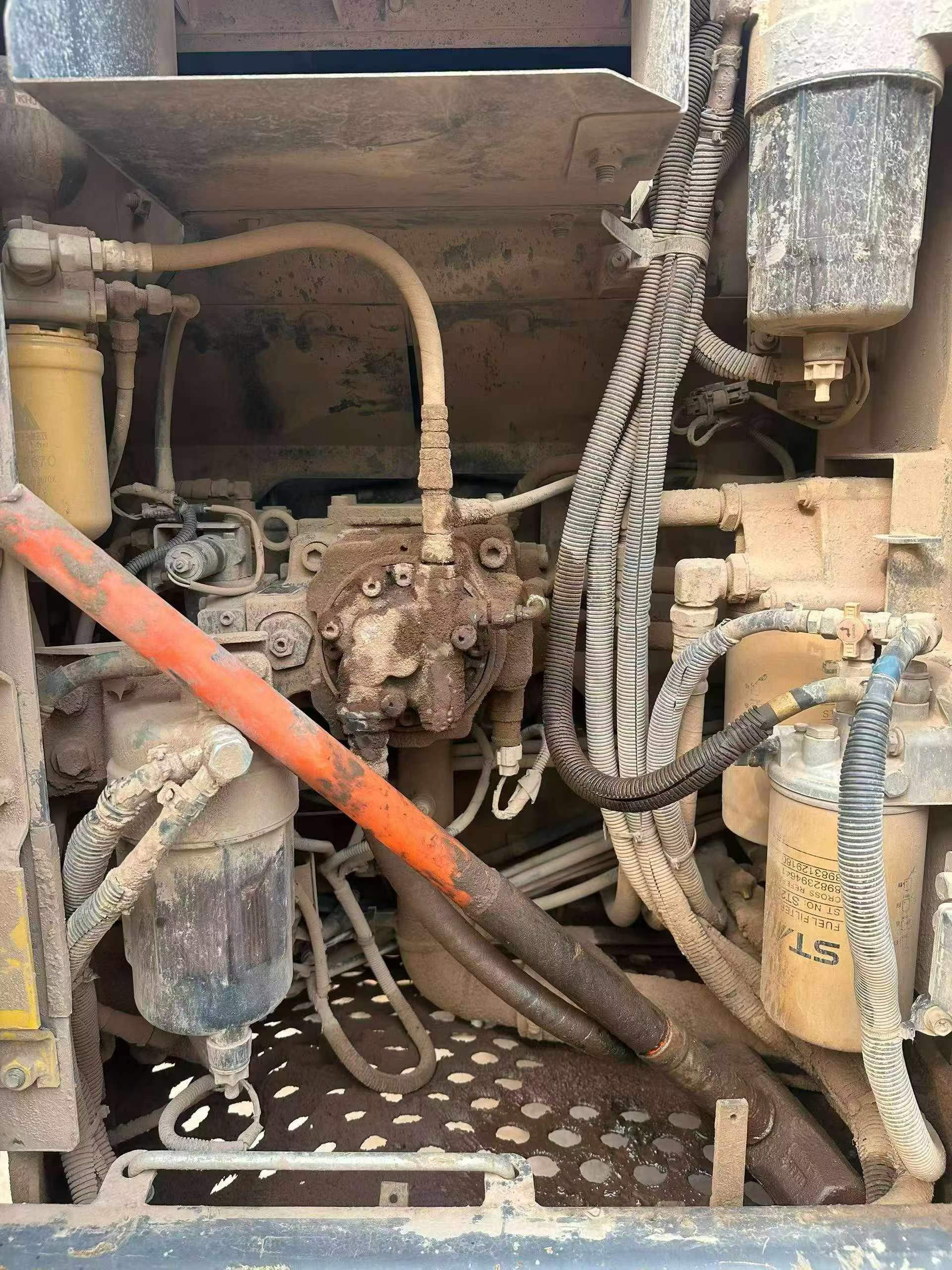 Buy Sumitomo SH130-6 Used Excavator / 2