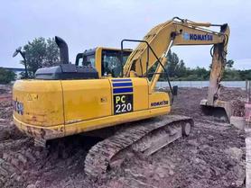 Buy Komatsu PC220 Used Excavator / 4 Buy Komatsu PC220 Used Excavator / 4