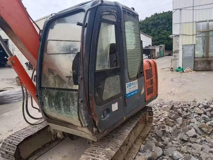 Buy Hitachi ZX60-5G Used Excavator / 1
