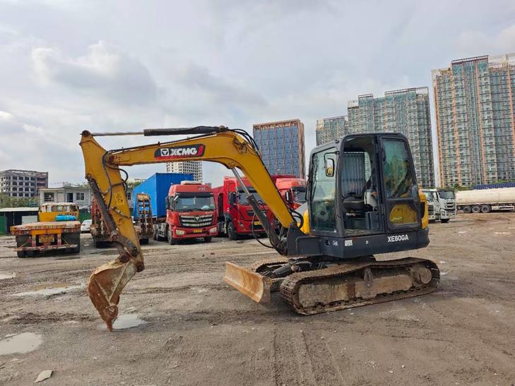Buy XCMG XE60 Used Excavator / 1