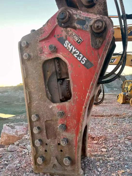 Buy Sany SY650H Used Excavator / 1