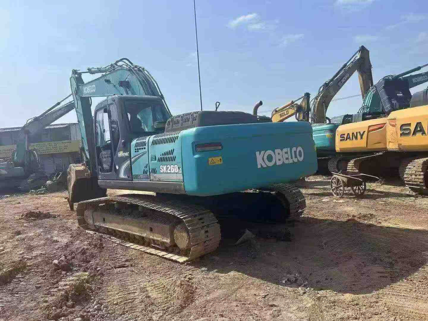 Buy Kobelco SK260 Used Excavator / 1