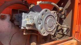 Buy Doosan DH215-7 Used Excavator / 4 Buy Doosan DH215-7 Used Excavator / 4
