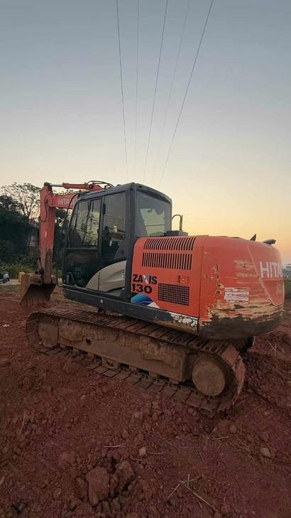 Buy Hitachi ZX130-5A Used Excavator / 1