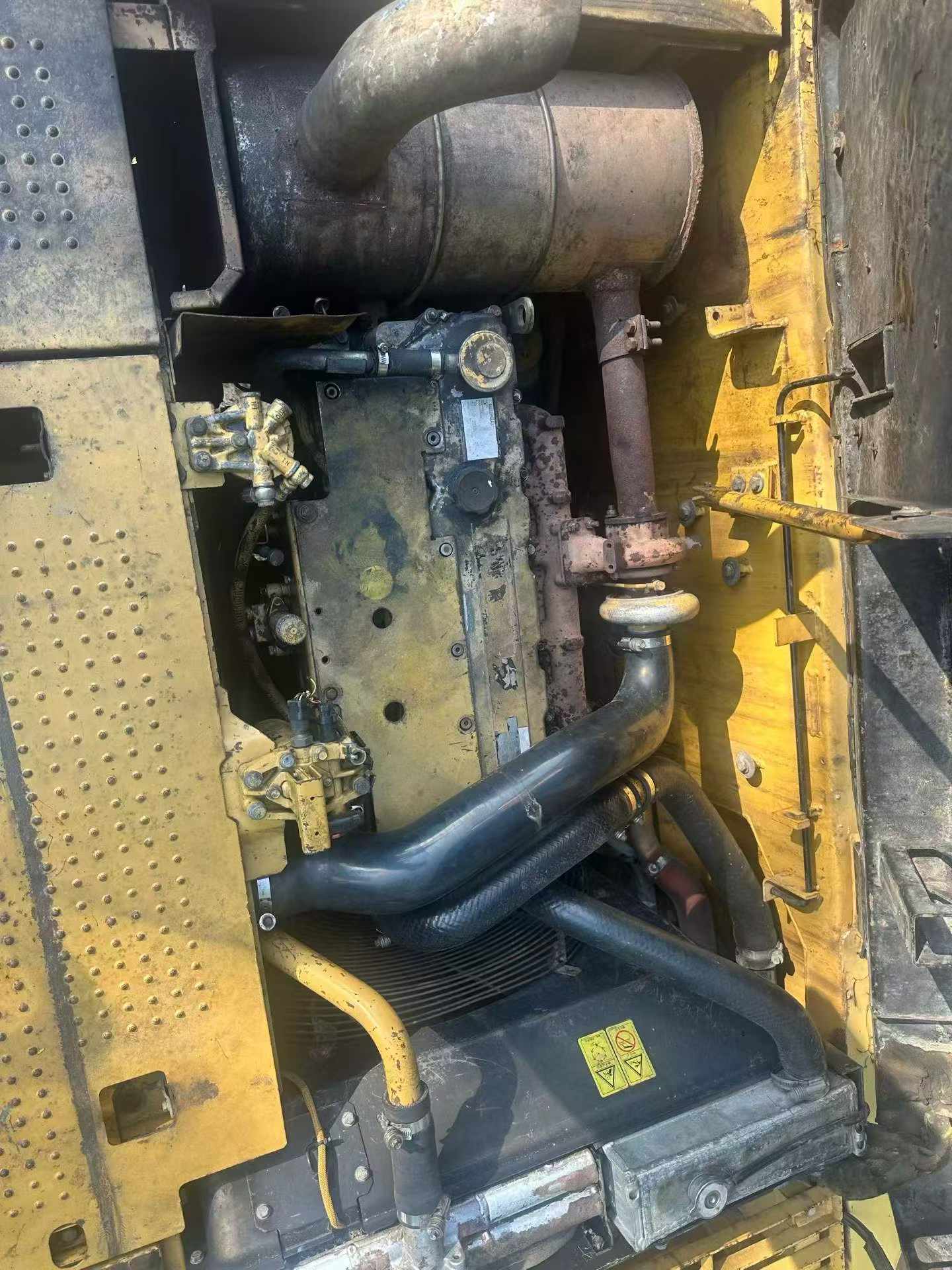 Buy Caterpillar 320D Used Excavator / 4