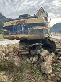Buy Caterpillar 320V2 Used Excavator / 4 Buy Caterpillar 320V2 Used Excavator / 4