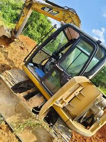 شراء حفارة Caterpillar 307B مستعملة / 2 شراء حفارة Caterpillar 307B مستعملة / 2