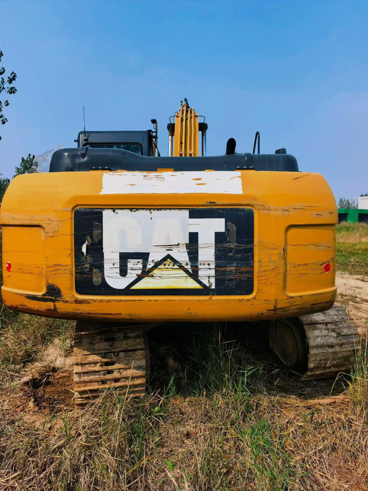 Buy Caterpillar 320D2GC Used Excavator / 3