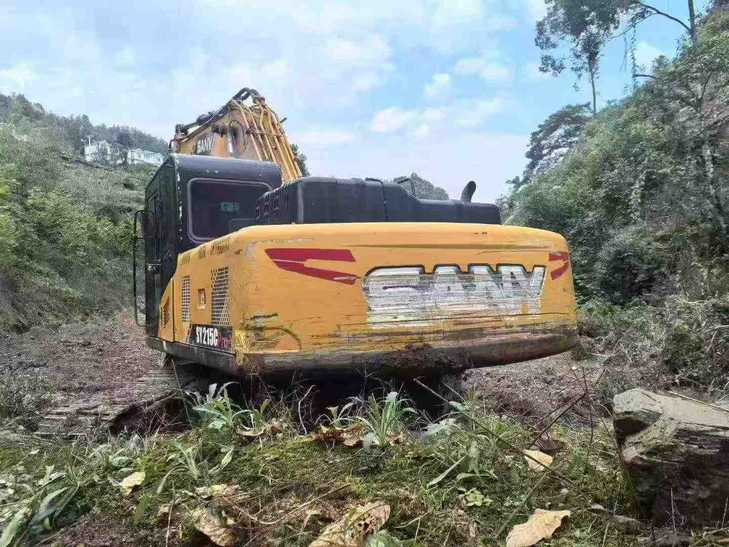 Buy Sany SY215C Used Excavator / 1