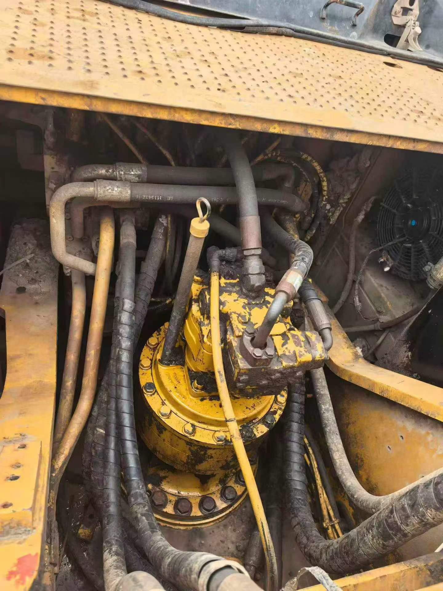 Buy Caterpillar 329D Used Excavator / 7
