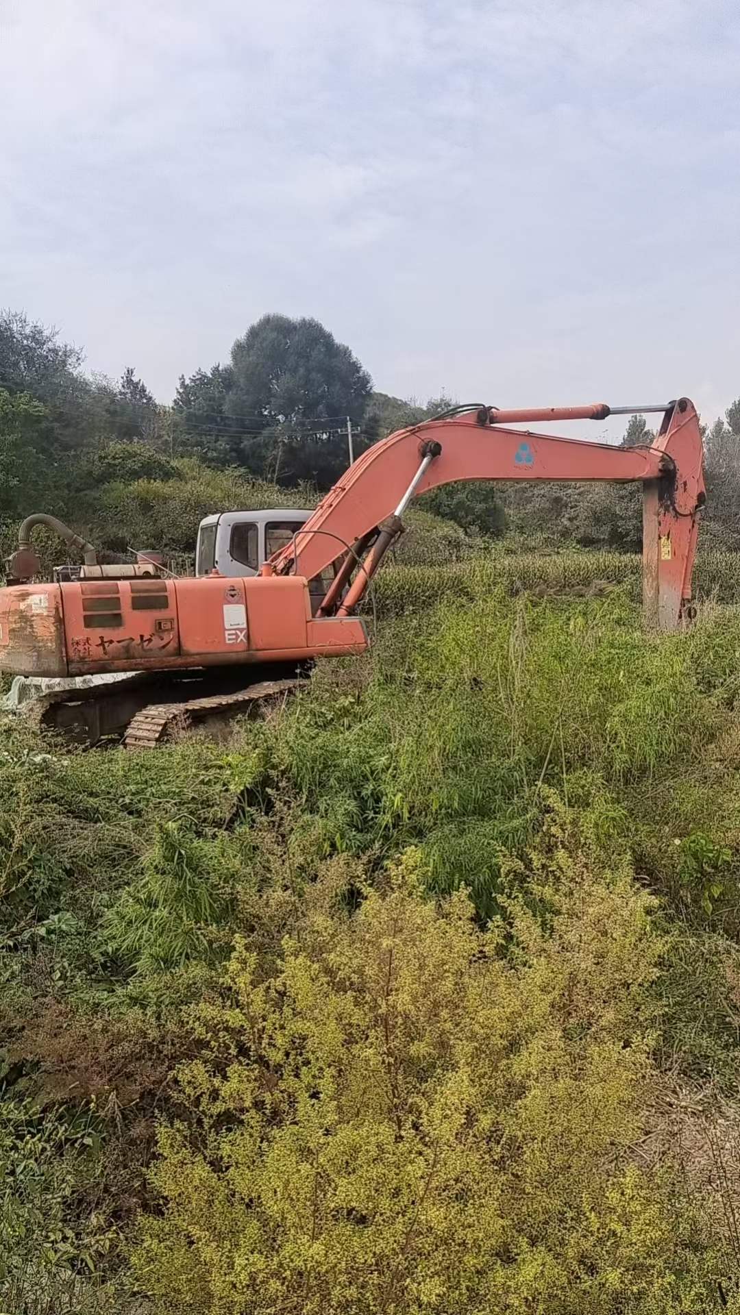 Acheter Pelle Hitachi EX220-5 d'occasion / 2