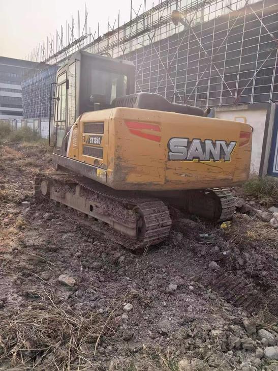 Buy Sany SY135 Used Excavator / 1