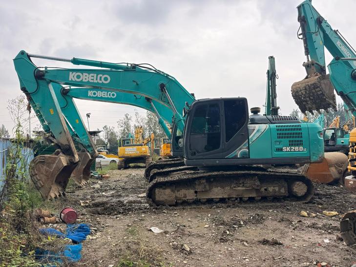 Buy Kobelco SK260 Used Excavator / 1