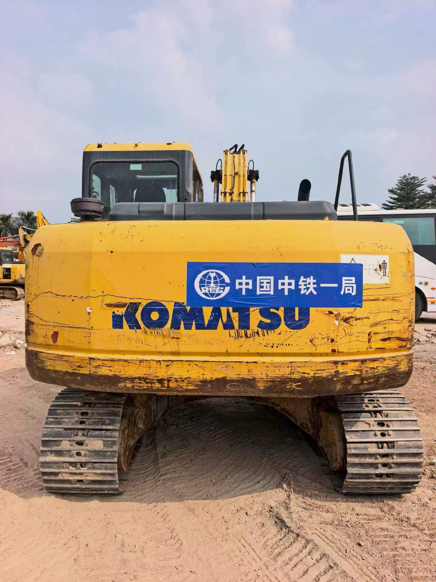 Buy Komatsu PC130-7 Used Excavator / 2