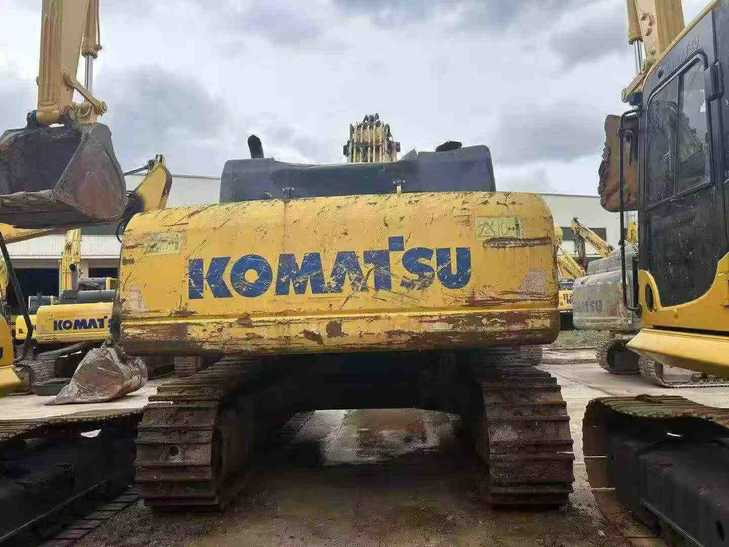 Buy Komatsu PC460LC-8 Used Excavator / 1