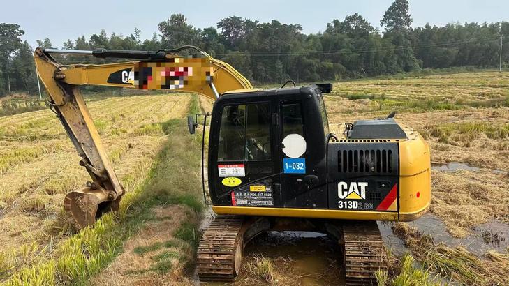 Buy Caterpillar 313D Used Excavator / 1