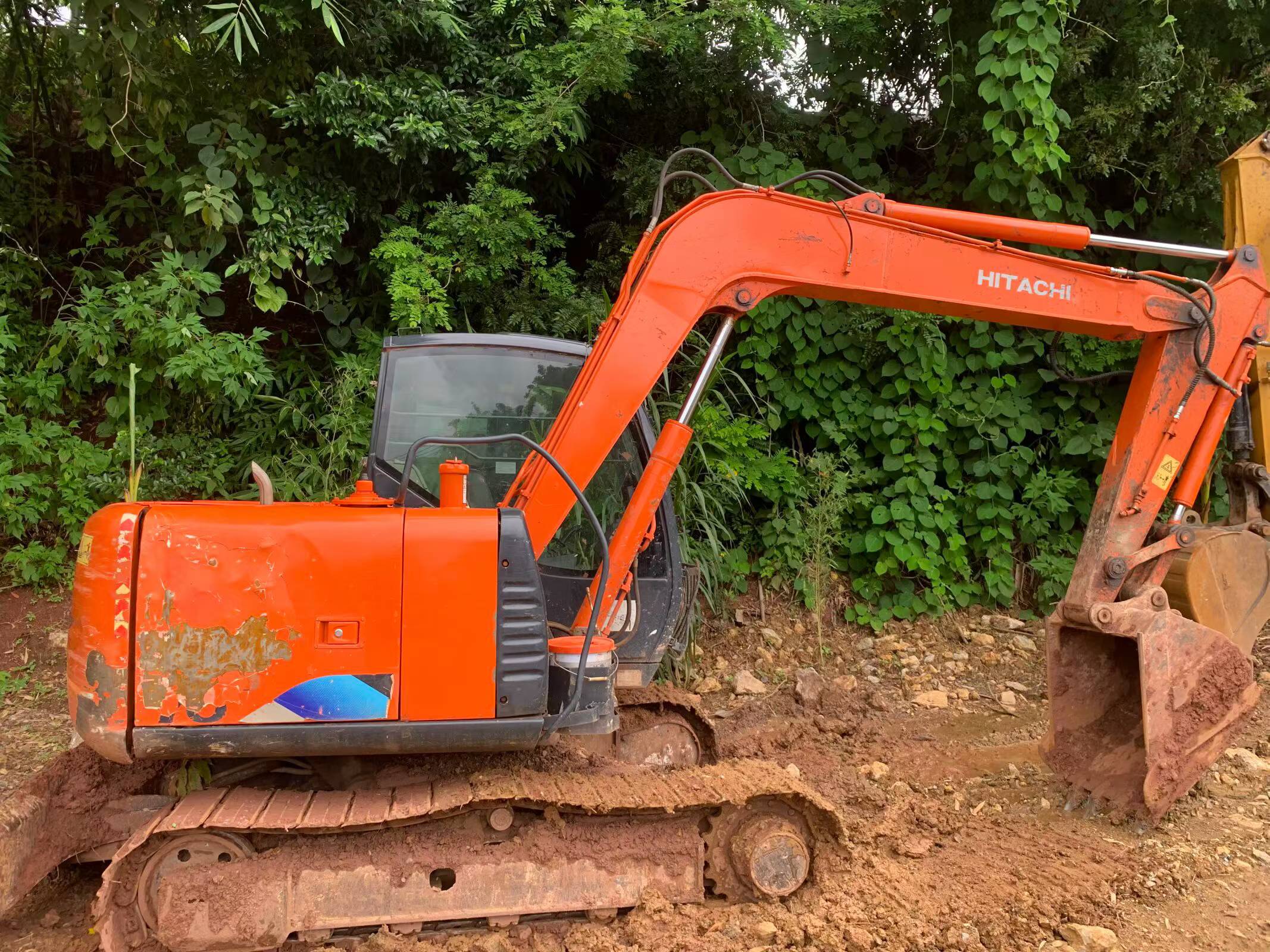 شراء Hitachi ZX70-5A مستعمل حفارة